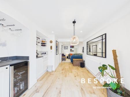 4 bedroom Semi-detached house for sale in Buxton Road, Macclesfield, SK11