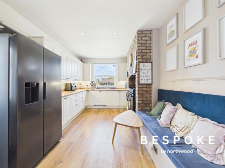 4 bedroom Semi-detached house for sale in Buxton Road, Macclesfield, SK11