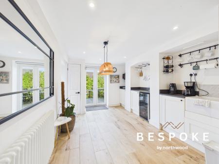 4 bedroom Semi-detached house for sale in Buxton Road, Macclesfield, SK11