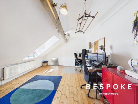 4 bedroom Semi-detached house for sale in Buxton Road, Macclesfield, SK11