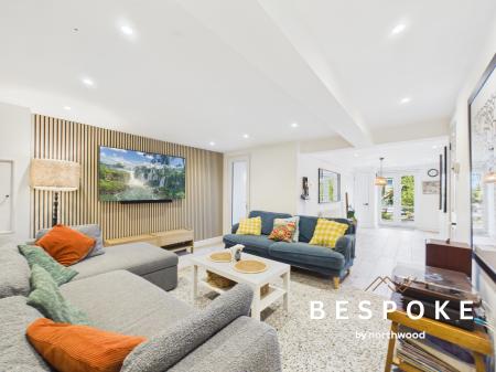 4 bedroom Semi-detached house for sale in Buxton Road, Macclesfield, SK11