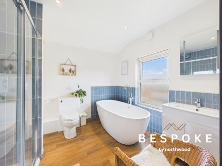 4 bedroom Semi-detached house for sale in Buxton Road, Macclesfield, SK11