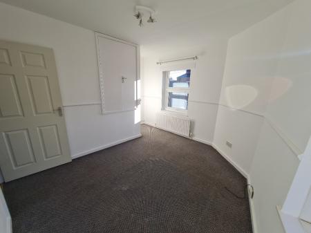 2 bedroom Terraced House to let in Mill Road, Macclesfield, SK11