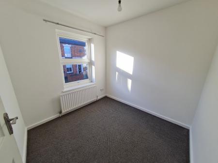 2 bedroom Terraced House to let in Mill Road, Macclesfield, SK11