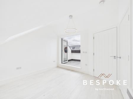 3 bedroom Town house to let in Hatton Street, Macclesfield, SK11