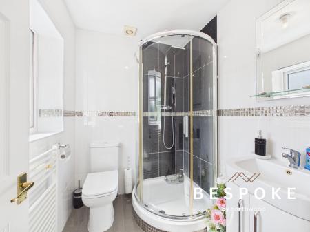 4 bedroom Detached house for sale in Pennymoor Drive, Altrincham, WA14