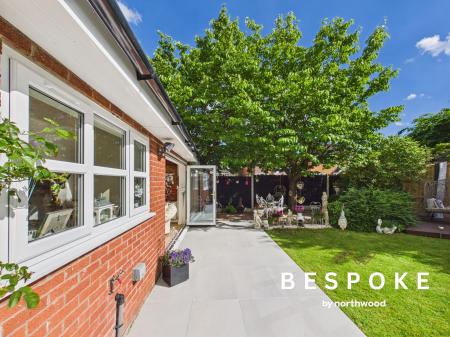 4 bedroom Detached house for sale in Pennymoor Drive, Altrincham, WA14