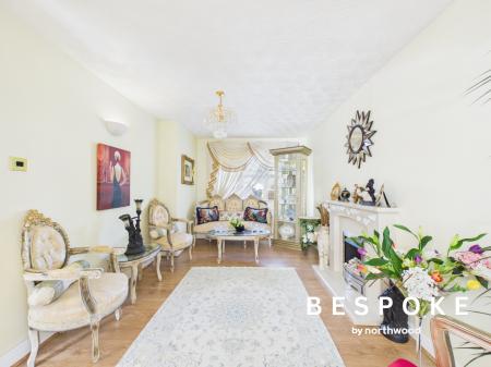 4 bedroom Detached house for sale in Pennymoor Drive, Altrincham, WA14