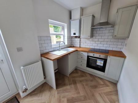 2 bedroom Semi-detached house to let in Steeple Street, Macclesfield, SK10