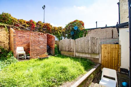 2 bedroom Semi-detached house to let in Steeple Street, Macclesfield, SK10
