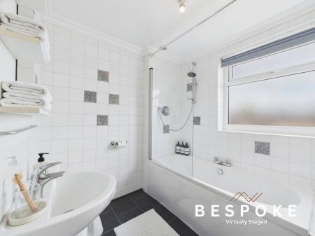 2 bedroom Semi-detached house for sale in St Andrews Road, Macclesfield, SK11