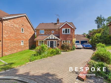Dingle Close, Macclesfield, SK10