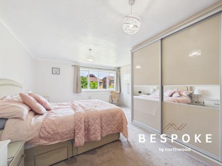 5 bedroom Detached house for sale in Dingle Close, Macclesfield, SK10