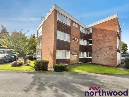 2 bedroom Flat to let in Lacey Court, Wilmslow, SK9