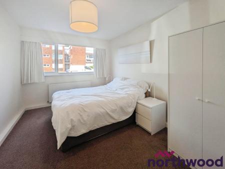 2 bedroom Flat to let in Lacey Court, Wilmslow, SK9