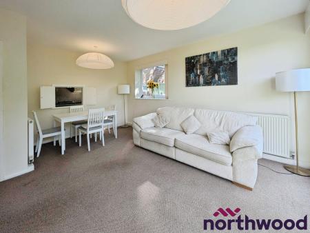 2 bedroom Flat to let in Lacey Court, Wilmslow, SK9