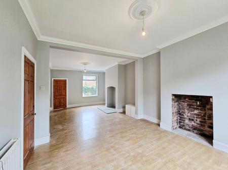2 bedroom Semi-detached house to let in Beech Lane, Wilmslow, SK9