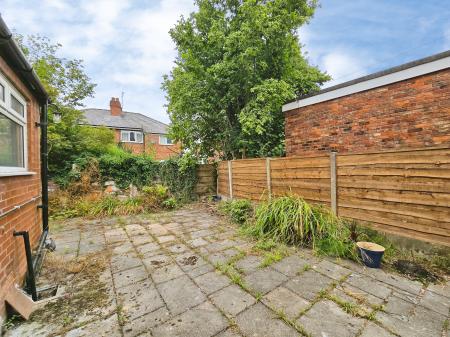 2 bedroom Semi-detached house to let in Beech Lane, Wilmslow, SK9