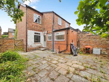 2 bedroom Semi-detached house to let in Beech Lane, Wilmslow, SK9