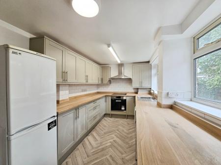 2 bedroom Semi-detached house to let in Beech Lane, Wilmslow, SK9