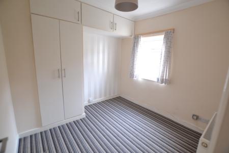 2 bedroom Terraced House to let in Edward Street, Macclesfield, SK11