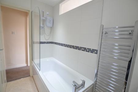 2 bedroom Terraced House to let in Edward Street, Macclesfield, SK11