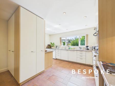 4 bedroom Bungalow for sale in Lark Hall Close, Macclesfield, SK10