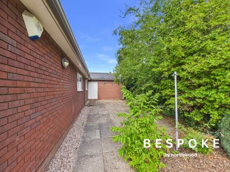 4 bedroom Bungalow for sale in Lark Hall Close, Macclesfield, SK10