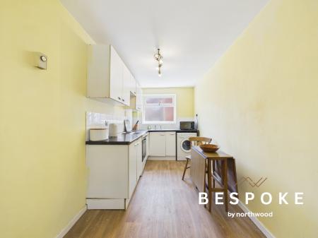 2 bedroom Flat for sale in Beech Farm Drive, Macclesfield, SK10