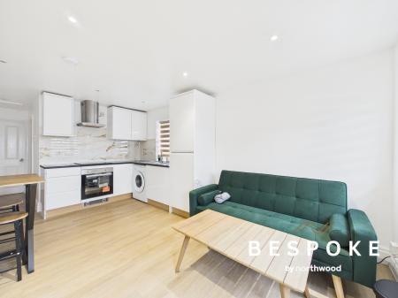 1 bedroom Bungalow to let in Corringham Road, Levenshulme, M19