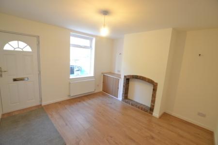 2 bedroom Terraced House to let in Allen Street, Macclesfield, SK11