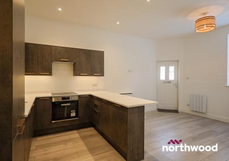 2 bedroom Apartment to let in Chester Road, Macclesfield, SK11