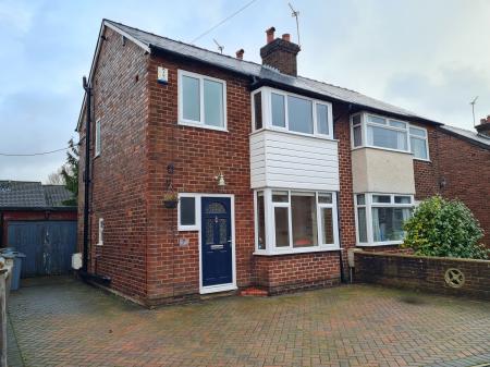 3 bedroom Semi-detached house to let in Toll Bar Road, Macclesfield, SK11