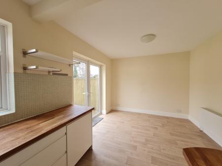 3 bedroom Semi-detached house to let in Toll Bar Road, Macclesfield, SK11