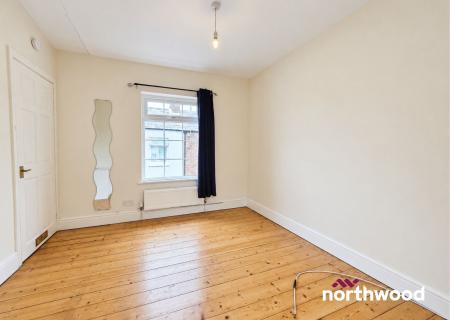 1 bedroom Terraced House to let in Waterloo Street West., Macclesfield, SK11