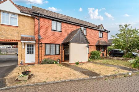 2 bedroom Terraced House for sale in Cooper Way, Cippenham, Slough, SL1