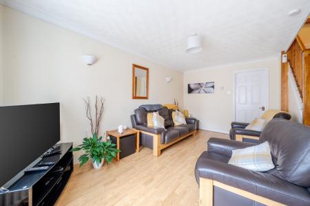 2 bedroom Terraced House for sale in Cooper Way, Cippenham, Slough, SL1
