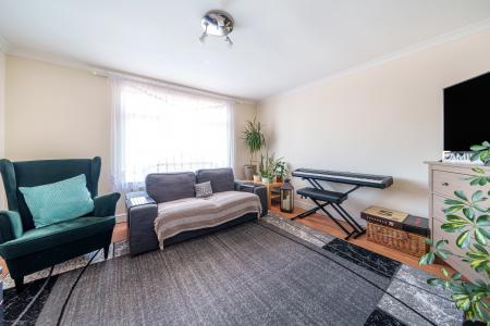 3 bedroom Semi-detached house for sale in Queensway, Maidenhead, SL6