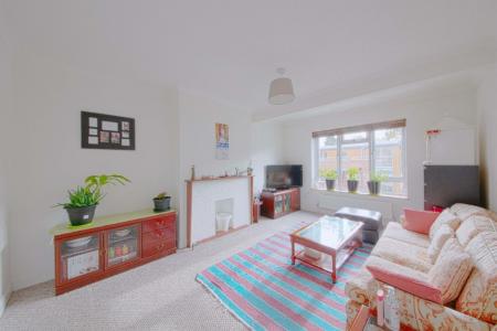2 bedroom Flat for sale in Somerset Lodge, Courtlands, Maidenhead, SL6