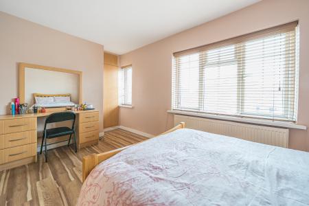 3 bedroom Semi-detached house for sale in St Pauls Avenue, Slough, SL2