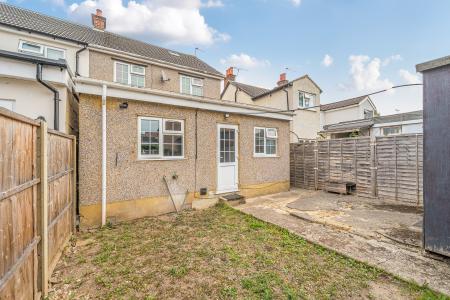 3 bedroom Semi-detached house for sale in St Pauls Avenue, Slough, SL2