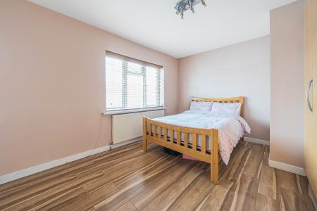 3 bedroom Semi-detached house for sale in St Pauls Avenue, Slough, SL2