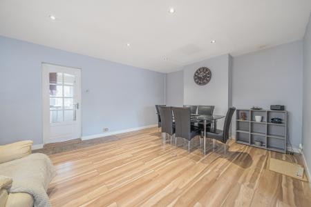 3 bedroom Semi-detached house for sale in St Pauls Avenue, Slough, SL2