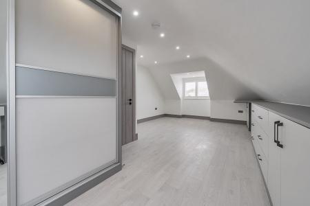 1 bedroom House share to let in Courthouse Road, Maidenhead, SL6