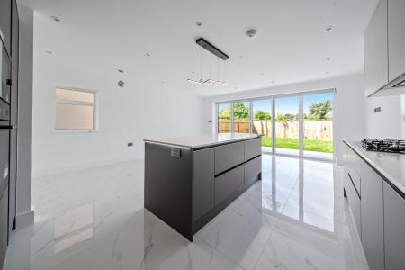 1 bedroom House share to let in Courthouse Road, Maidenhead, SL6