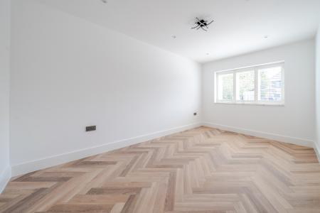 1 bedroom House share to let in Courthouse Road, Maidenhead, SL6