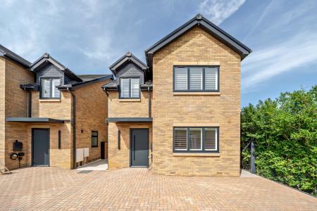 1 bedroom House share to let in Courthouse Road, Maidenhead, SL6