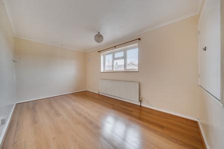 3 bedroom Terraced House to let in Quinbrookes, Slough, SL2