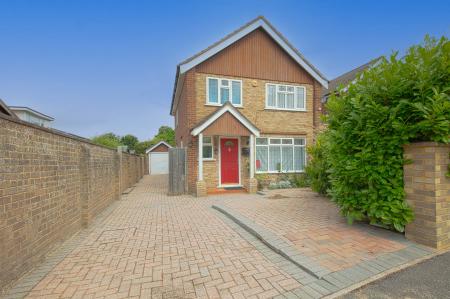 3 bedroom Detached house for sale in Havelock Road, Maidenhead, SL6