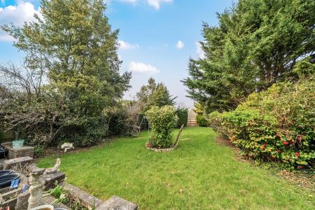 4 bedroom Detached house to let in Havelock Road, Maidenhead, SL6